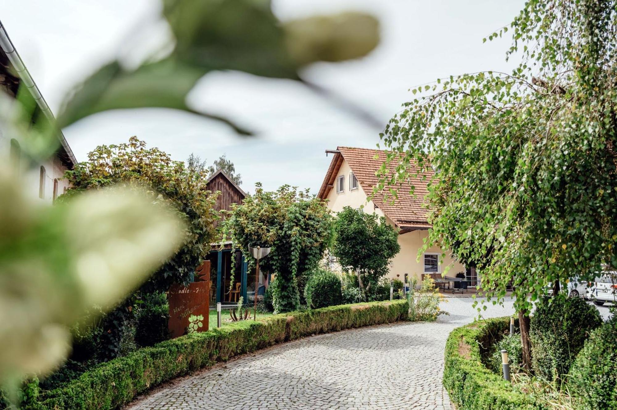 Stadler Hof Großgundertshausen エクステリア 写真